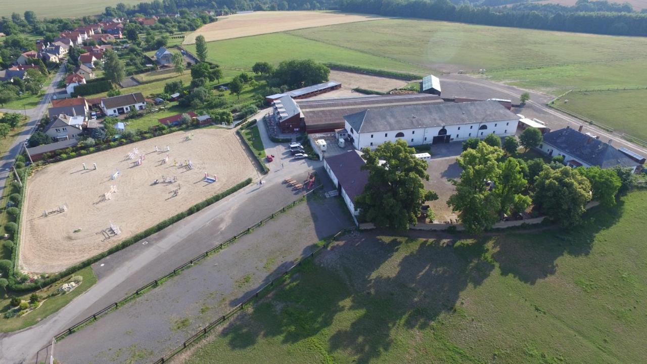 Penzion Jizdarna Sucha Litomysl Exterior photo